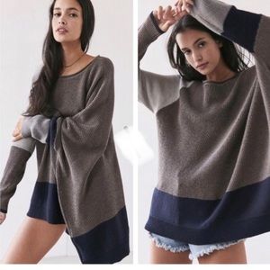 UO Sz Md Colorblock Sweater